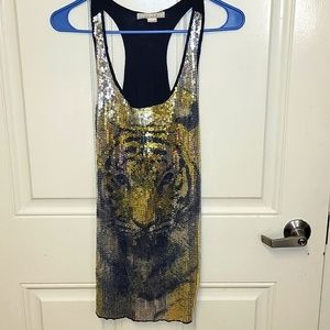 Size: L Forever 21 Tank Top / Blouse